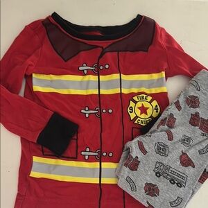 Old Navy Red and Black Pajama Top